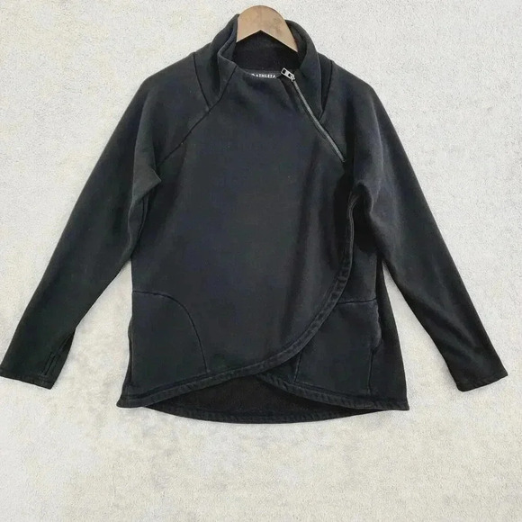Athleta Womens Asymmetrical Wrap Mock Zip Sweatshirt M Black Fleece Lined 17PT - Picture 1 of 8